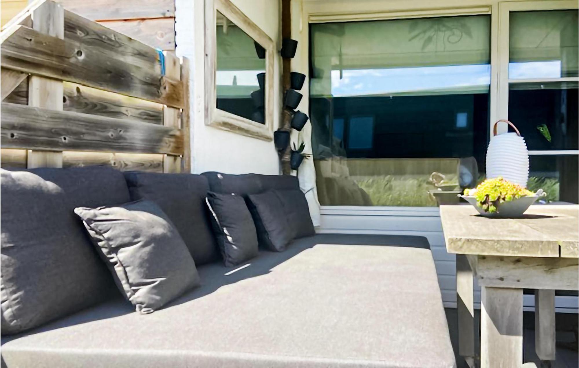 Amazing apartment in Bergen aan Zee with WiFi&1 Bedrooms Buitenkant foto