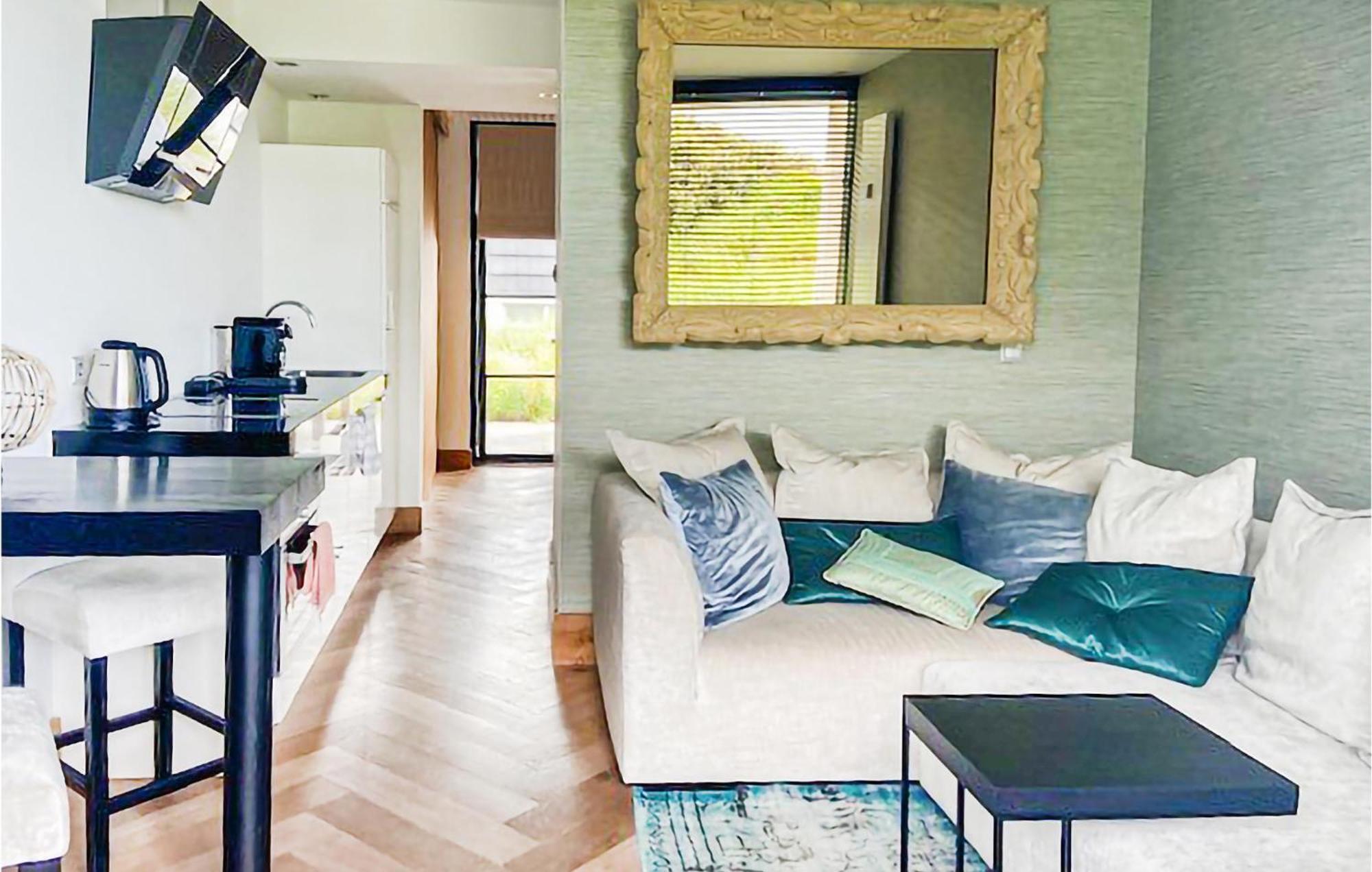 Amazing apartment in Bergen aan Zee with WiFi&1 Bedrooms Buitenkant foto